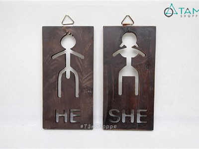 Bộ 2 bảng treo cửa WC HE - SHE bằng gỗ